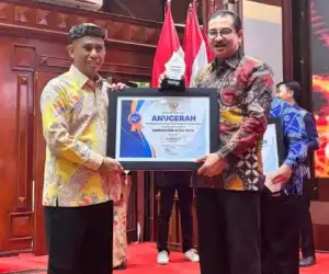 Pemkab Aceh Jaya Raih Penghargaan Informatif Pada Malam Penganugerahan KIA 2024