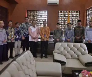 Terima Kunjungan Manajer PLN Meulaboh, Safwandi Minta GI Harus Tuntas Diperiodenya