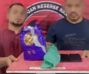 Diwarnai Kejar-kejaran di Persawahan, Dua Pria Bawa Sabu Ditangkap