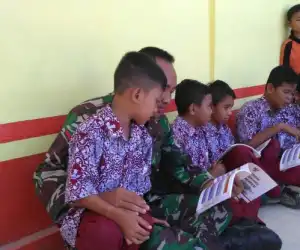Tumbuhkan Minat Baca Pelajar, Kodim 0116 Adakan Motor Pintar Keliling