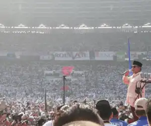 Mantab..! Membela Kesucian Agama, Khabib Berjibaku di Luar Ring