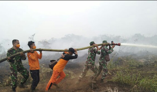 152 Personel Gabungan Padamkan Kebakaran Lahan di Nagan Raya