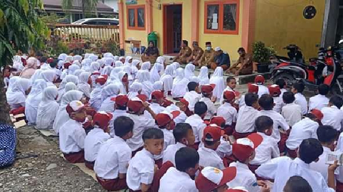 Hari Pertama Belajar, Wabup Abdya Himbau Sekolah Patuhi Protokol Kesehatan