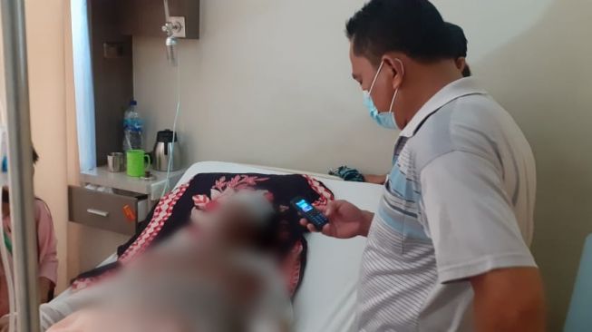 Marah Ditegur Bawa Selingkuh ke Rumah, Suami Bakar Istri