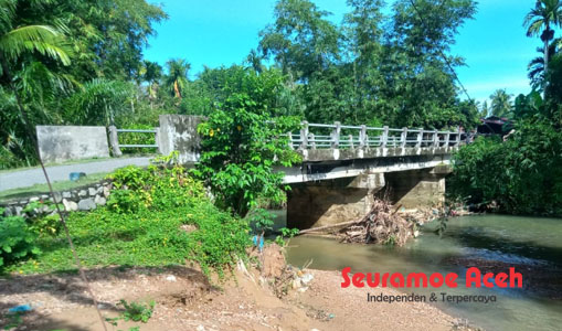Erosi Krueng Manggeng Mengganas, Abutmen Jembatan Terancam