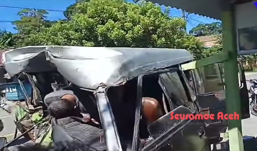 Truk Fuso Kontra L300 di Abdya, Sopir dan Penumpang Kritis