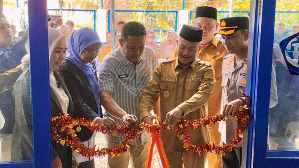 Bupati Aceh Jaya Safwandi Meresmikan Stasiun Relay RRI Calang