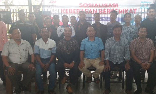 Kadisnakertrans Ajak Buruh Selesaikan Masalah Bersama Pemerintah